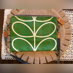 Orla Kiely Linear Stem Green Crossbody with tan Interior